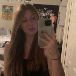 Meet your Posher, Leah